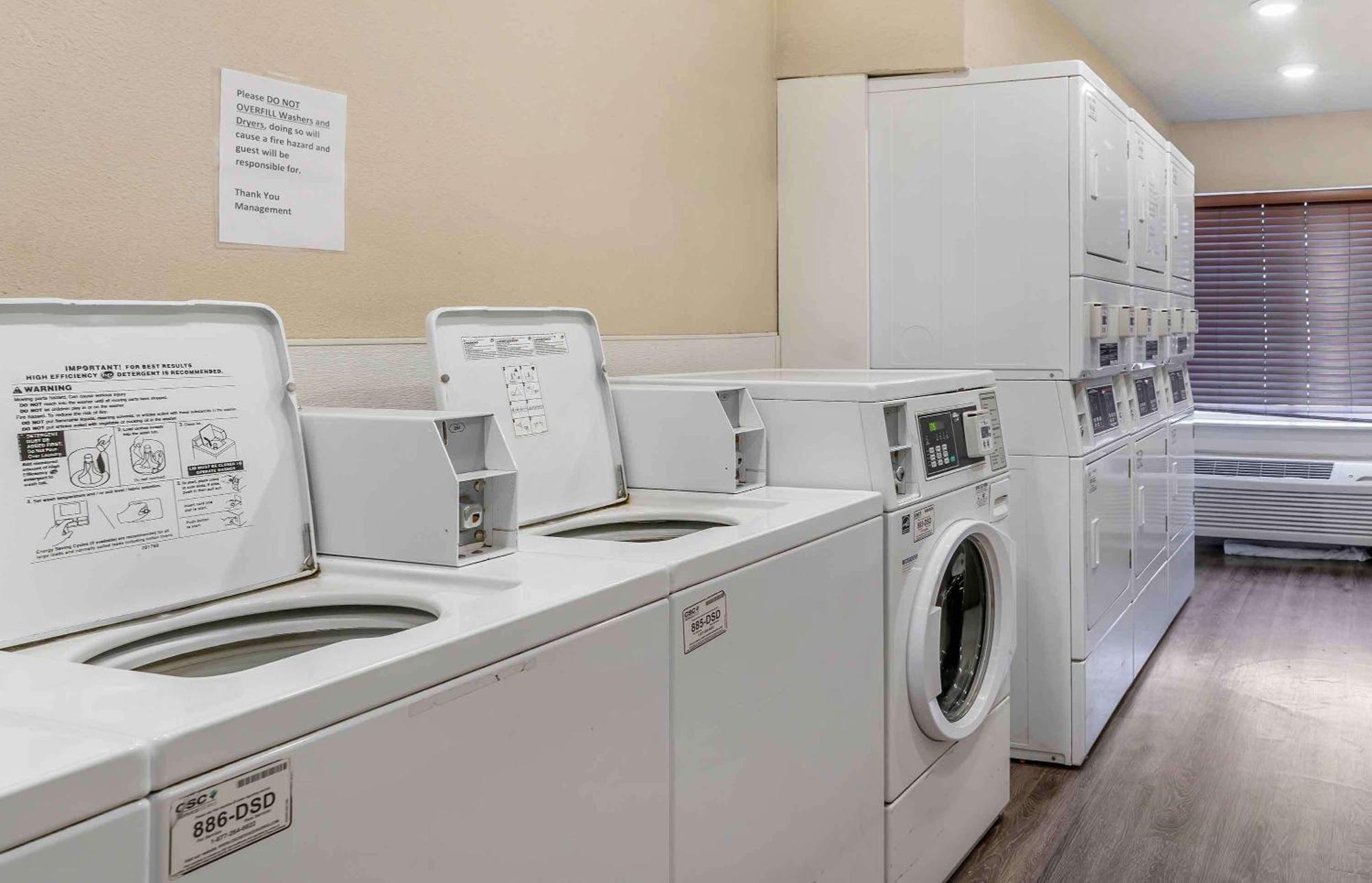 Extended Stay America Select Suites - Louisville - South Lynnview Екстер'єр фото