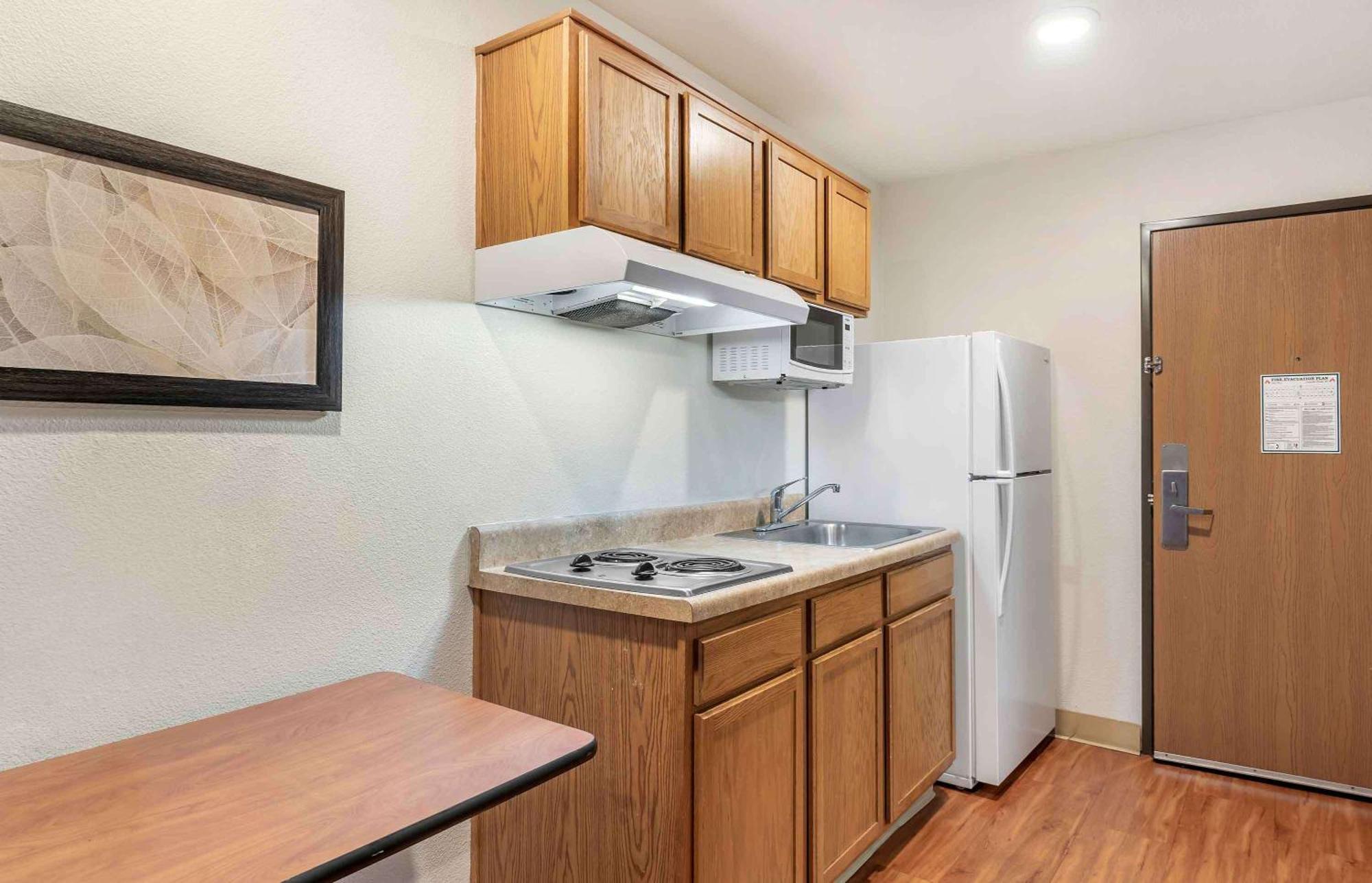 Extended Stay America Select Suites - Louisville - South Lynnview Екстер'єр фото